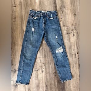 Levi’s wedgie jean